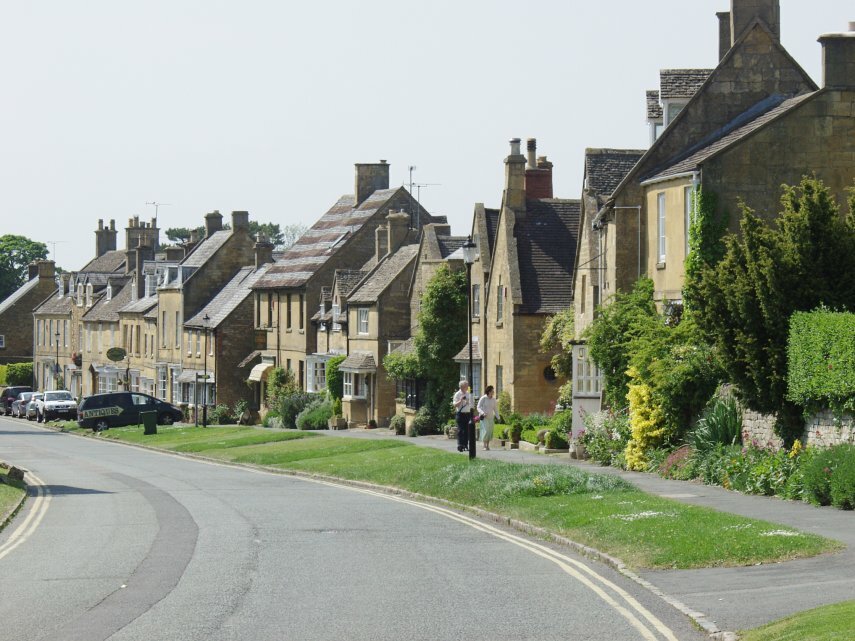 Eastern end of High Street, Broadway, Worcestershire, England, Great Britain