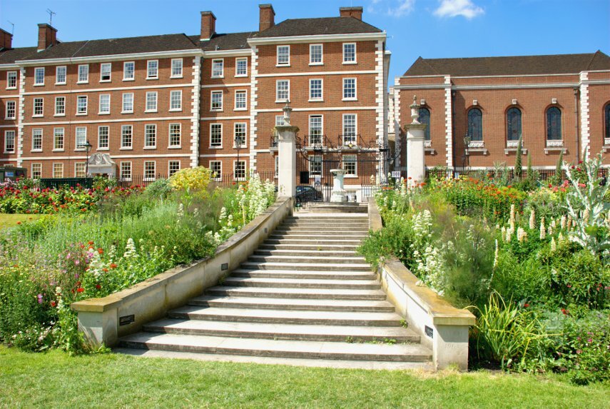 Temple, London