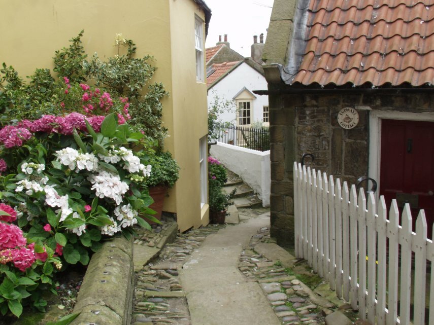 Narrow Alleyways, Robin Hood's Bay, Yorkshire, England, Great Britain